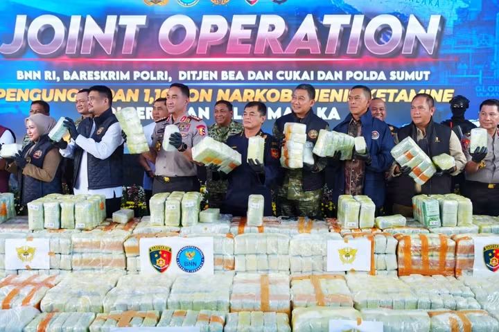 Pangdam I/BB Hadiri Pengungkapan 1.160 Paket Ketamine di Kapal Tanker Global 168